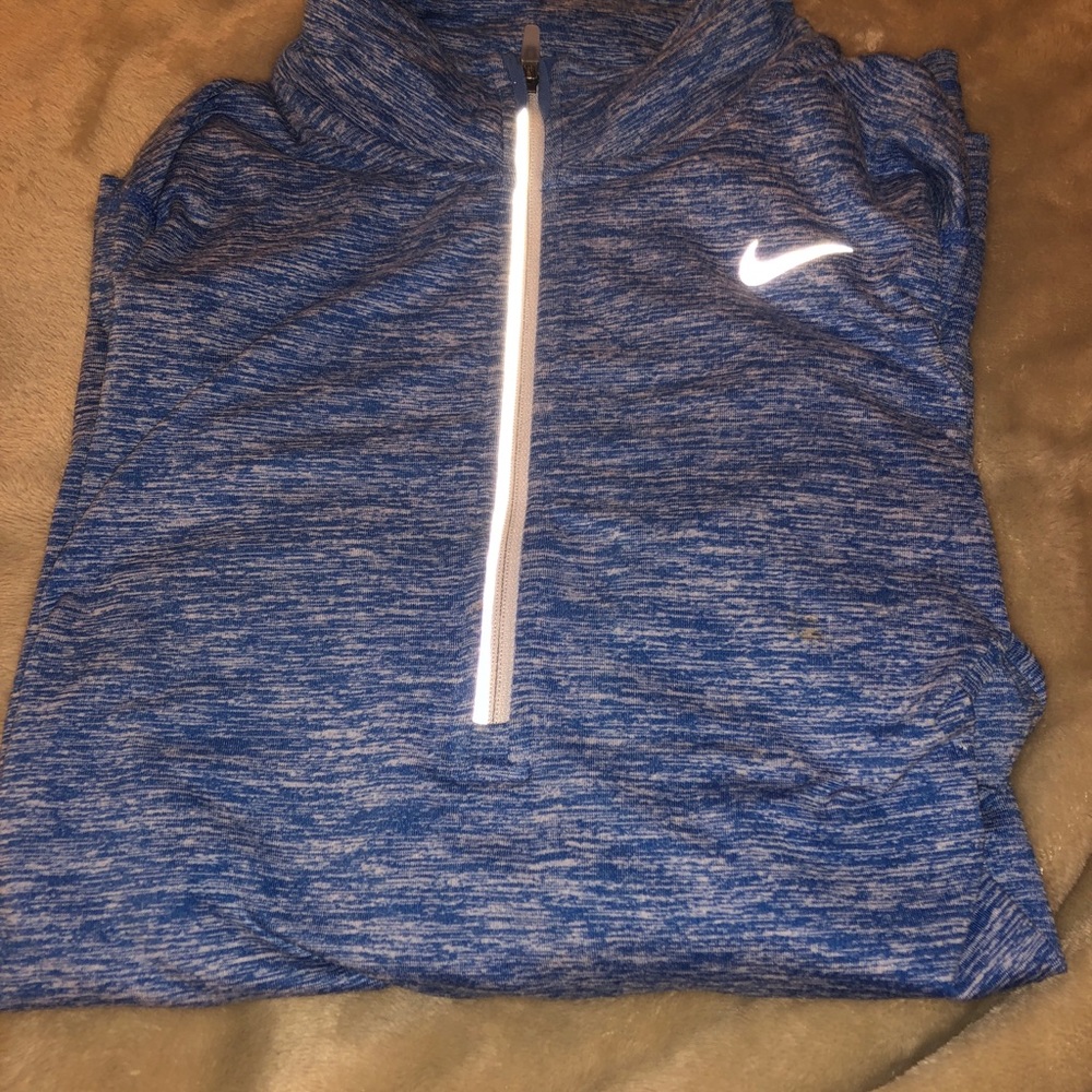 Nike Dri Fit Element Pullover - Picture 3 of 3